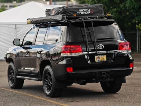 Used 2019 Toyota Land Cruiser AWD/4WD image 7