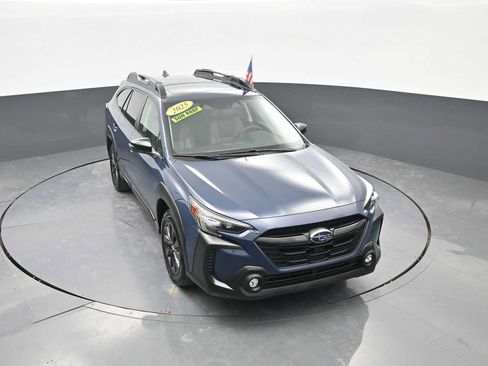 Used 2025 Subaru Outback Onyx Edition AWD/4WD image 28