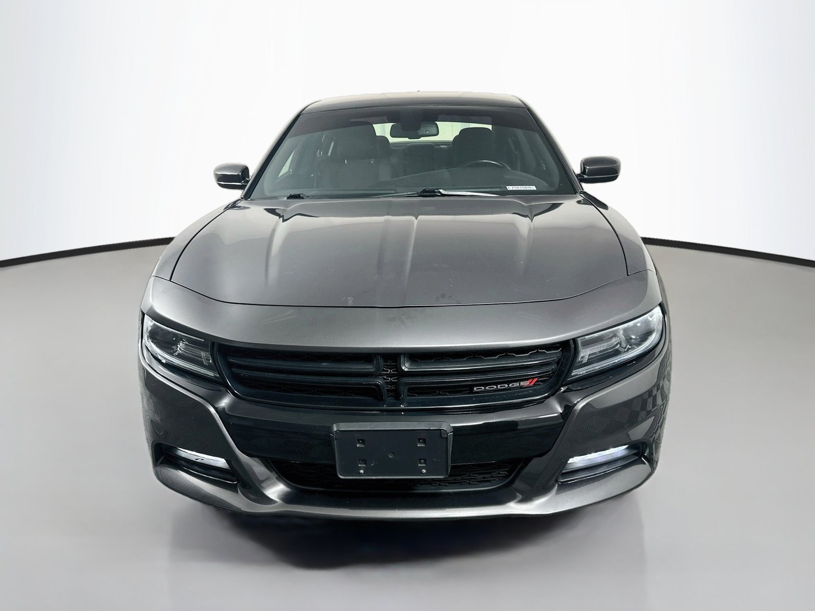 Used 2019 Dodge Charger SXT AWD/4WD image 2