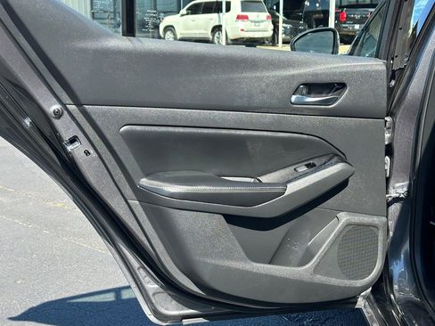 Used 2023 Nissan Altima 2.5 SL FWD image 33