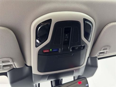 Used 2023 Subaru Legacy Premium image 25