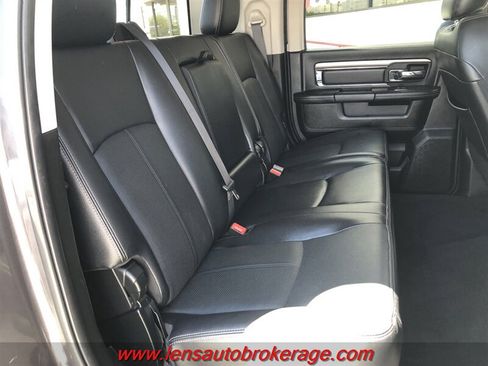 Used 2018 RAM 2500 Laramie w/ Sport Appearance Group AWD/4WD image 21