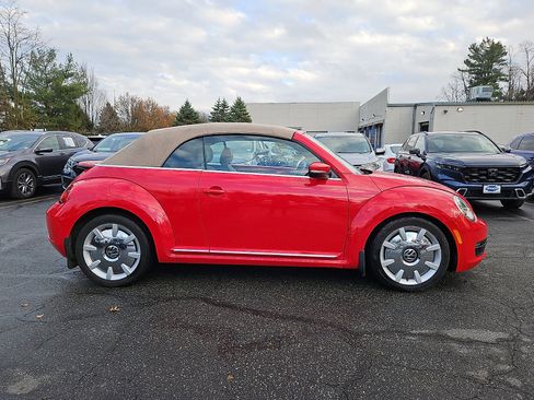 Used 2013 Volkswagen Beetle 2.5 image 8