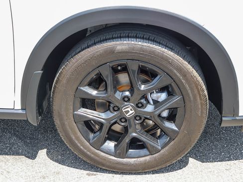 Certified 2025 Honda HR-V Sport image 7