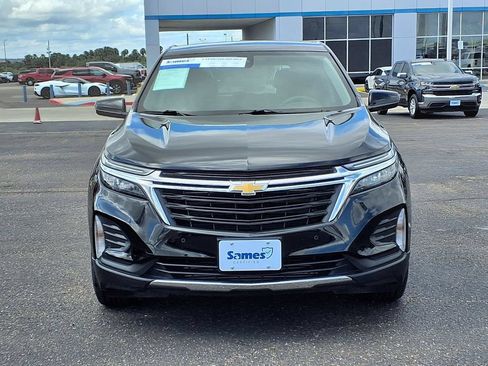 Used 2023 Chevrolet Equinox LT FWD image 2