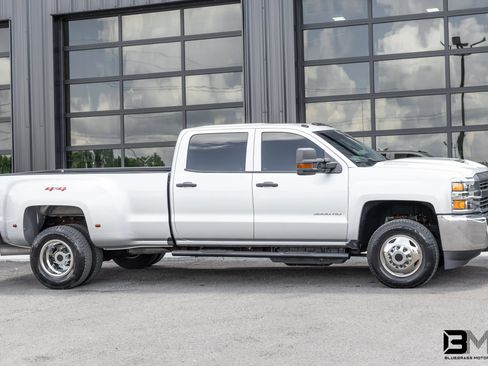 Used 2018 Chevrolet Silverado 3500 W/T w/ WT Fleet Convenience Package AWD/4WD image 8