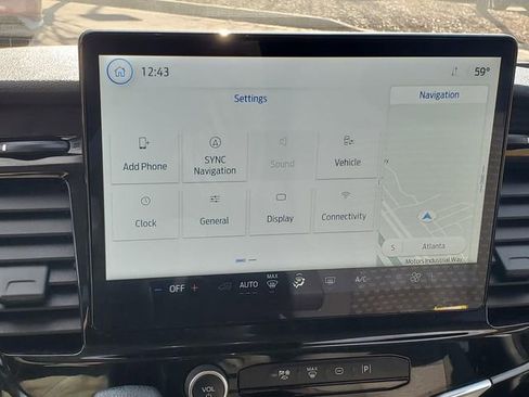 Used 2023 Ford Transit 350 XLT image 26