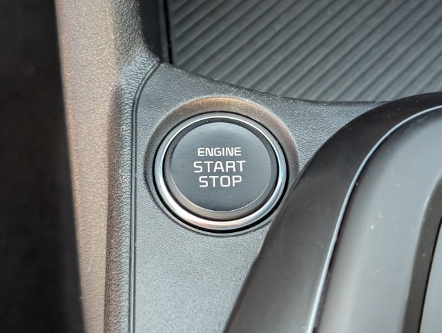 Used 2025 Kia K4 FWD image 20