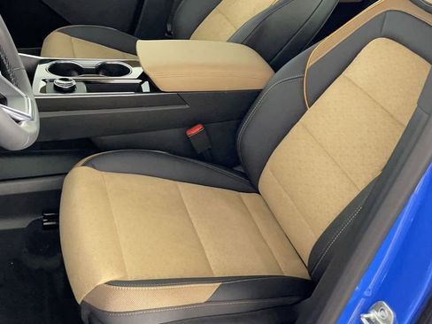 New 2025 Chevrolet Equinox ACTIV image 12