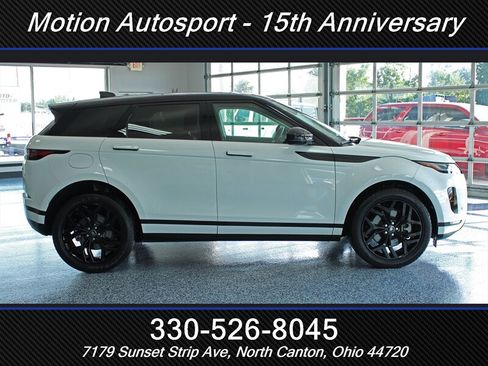 Used 2023 Land Rover Range Rover Evoque SE AWD/4WD image 8