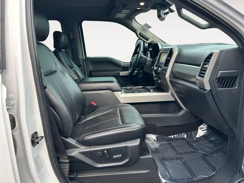 Used 2020 Ford F350 Lariat w/ Lariat Ultimate Package image 10