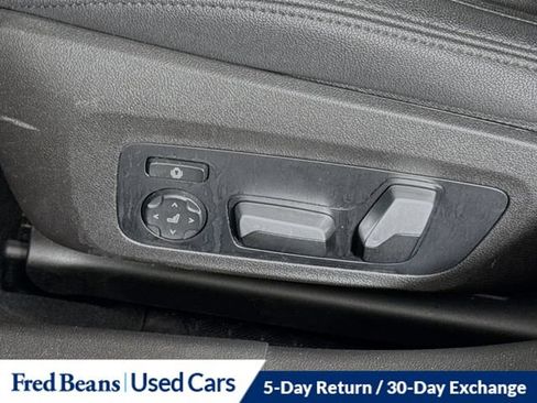 Used 2021 BMW 330e xDrive w/ Convenience Package AWD/4WD image 41