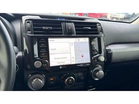 Certified 2021 Toyota 4Runner Venture w/ Moonroof Package AWD/4WD image 28