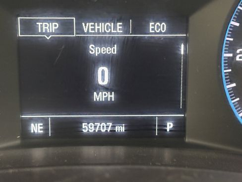 Used 2020 Chevrolet Equinox LS w/ LS Convenience Package image 32