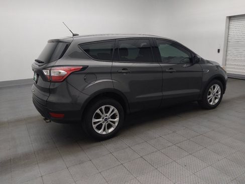 Used 2017 Ford Escape SE FWD image 10