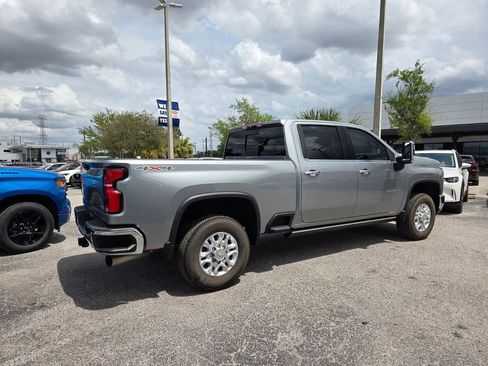 Certified 2025 Chevrolet Silverado 3500 LTZ w/ LTZ Convenience Package image 15