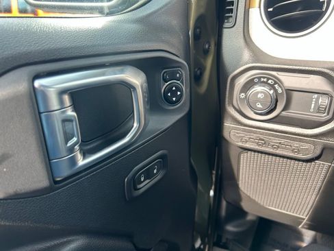 New 2026 Jeep Gladiator Sport image 12