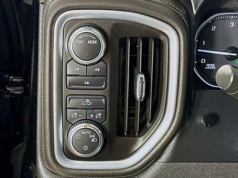 Used 2022 GMC Sierra 2500 SLE AWD/4WD image 12