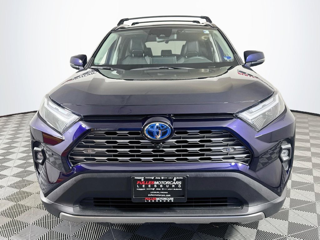 Used 2022 Toyota RAV4 Limited AWD/4WD image 2