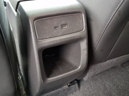 Certified 2024 Chevrolet Trax RS w/ Sunroof Package FWD image 16