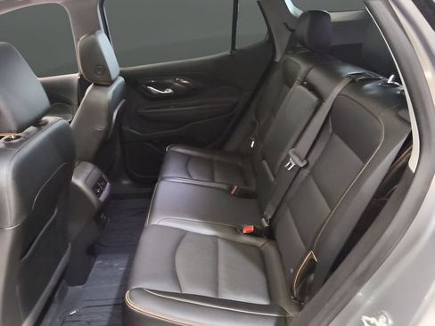 Used 2024 GMC Terrain AT4 w/ Tech Package AWD/4WD image 28