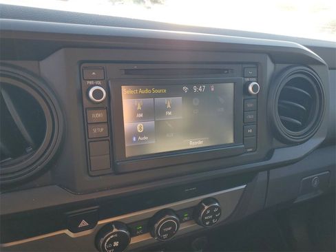 Used 2019 Toyota Tacoma SR5 image 19