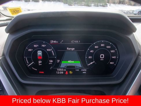 Used 2024 Audi Q4 e-tron Premium AWD/4WD image 18