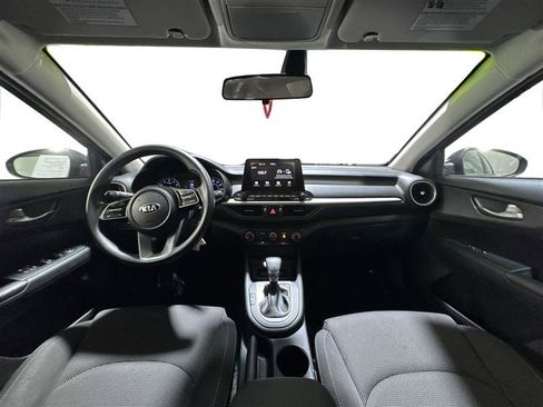 Used 2020 Kia Forte LXS image 13