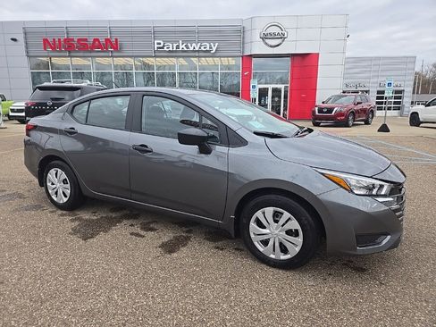 New 2025 Nissan Versa S w/ Trunk Package image 1