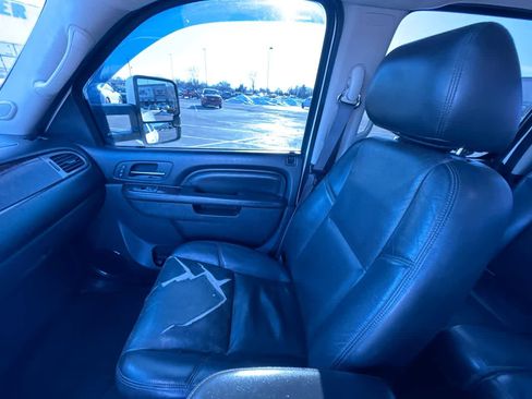 Used 2013 GMC Sierra 2500 Denali w/ Suspension Package, Off-Road image 31