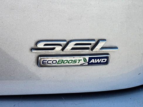 Used 2018 Ford Edge SEL w/ Equipment Group 201A image 7