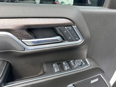 Certified 2025 Chevrolet Silverado 3500 LTZ w/ LTZ Convenience Package AWD/4WD image 10