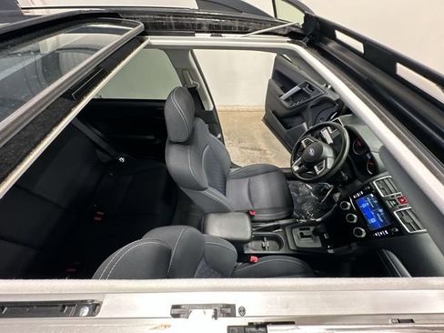 Used 2018 Subaru Forester 2.5i Premium w/ All-Weather Package image 6