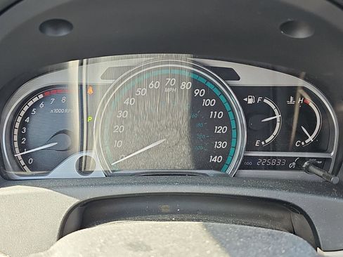 Used 2010 Toyota Venza AWD image 9