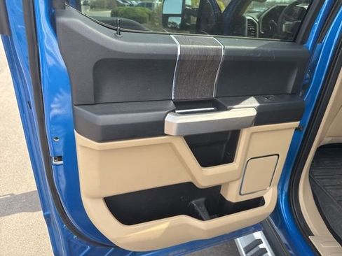 Used 2020 Ford F350 Lariat w/ Chrome Package image 24