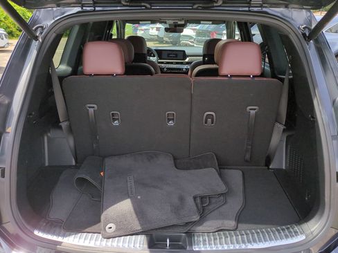 Certified 2025 Kia Telluride SX w/ SX Captain's Chair Package FWD image 13