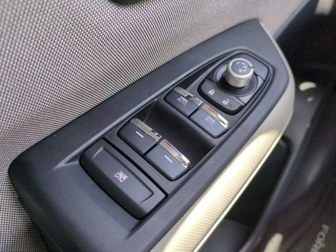 Used 2026 Subaru Forester Premium AWD/4WD image 28