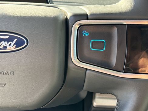 Certified 2025 Ford Expedition Max Active image 17