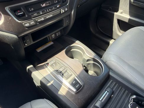 Used 2023 Honda Passport EX-L image 24