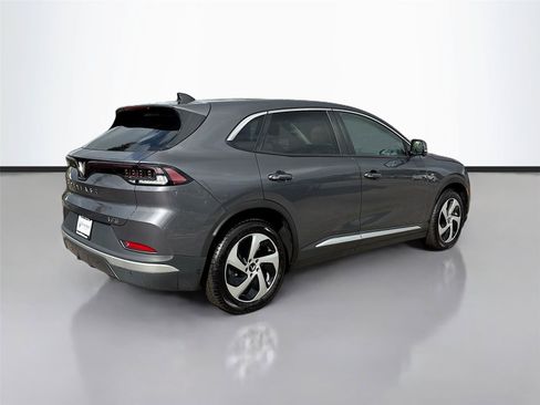 New 2025 VinFast VF 8 Eco AWD/4WD image 7