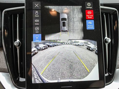 New 2026 Volvo XC90 T8 Ultra w/ Protection Package Premier AWD/4WD image 27