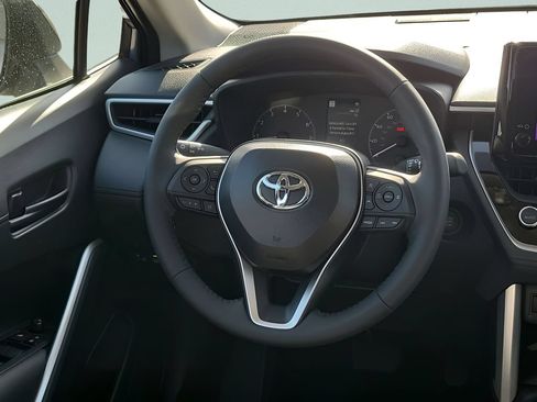 New 2025 Toyota Corolla Cross LE FWD image 19