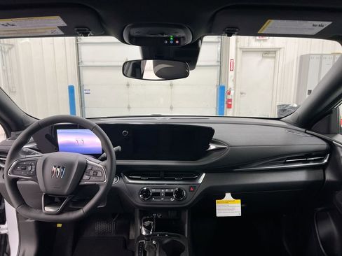 New 2026 Buick Envista Preferred w/ Convenience I Package FWD image 10