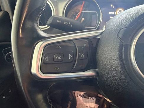 Used 2020 Jeep Wrangler Unlimited Sahara AWD/4WD image 26