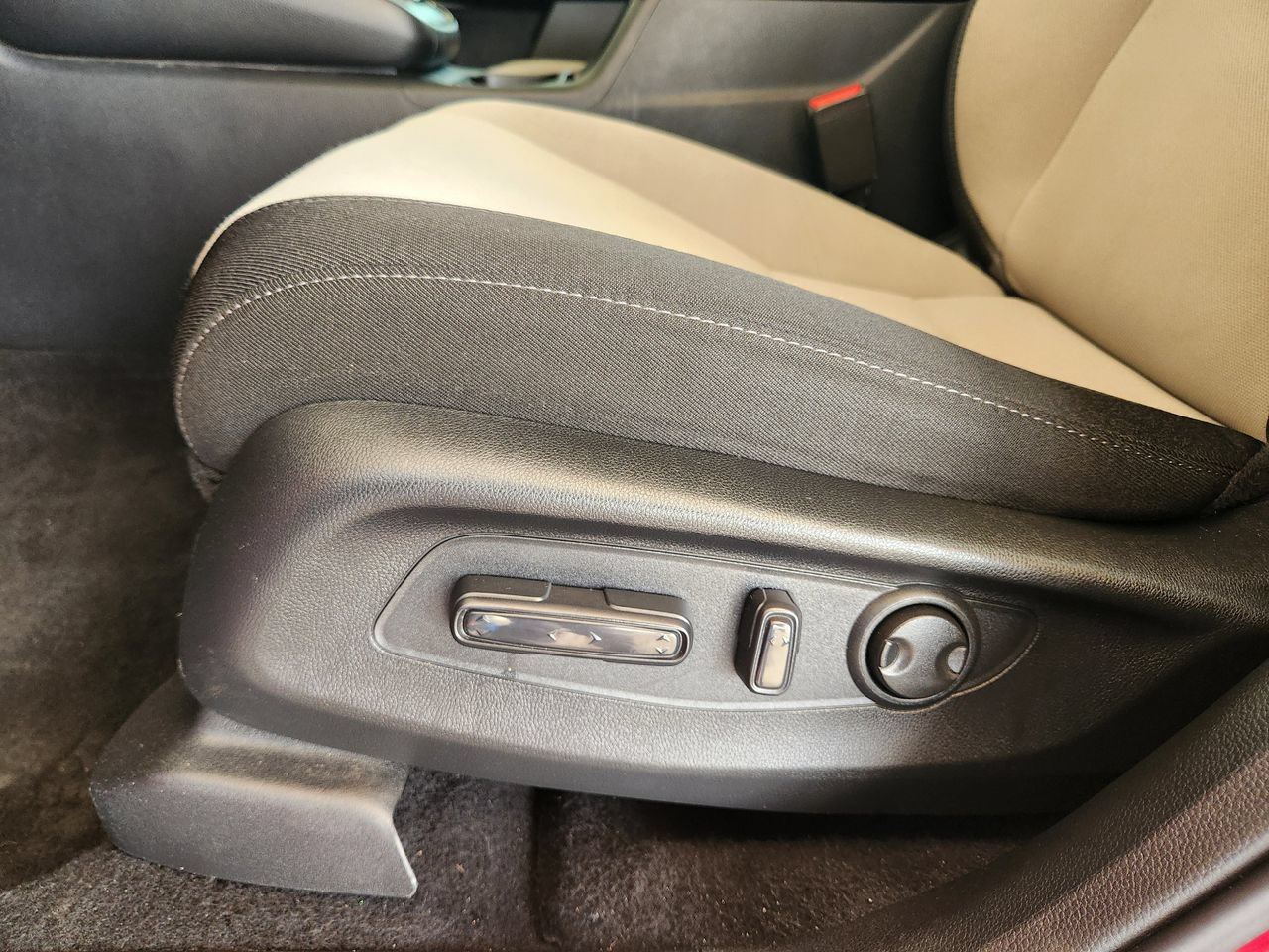Certified 2024 Honda CR-V EX image 23
