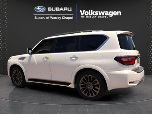 Used 2022 Nissan Armada Platinum w/ Captain's Chairs Package RWD image 6