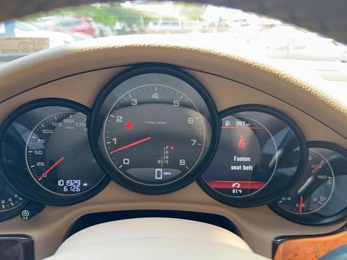 Used 2012 Porsche Panamera 4 image 11