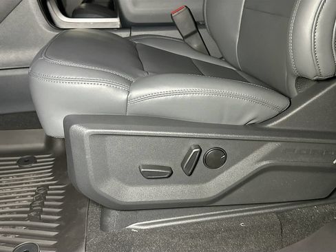 New 2026 Ford Expedition Active AWD/4WD image 18