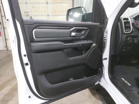 Used 2023 RAM 1500 Big Horn image 34