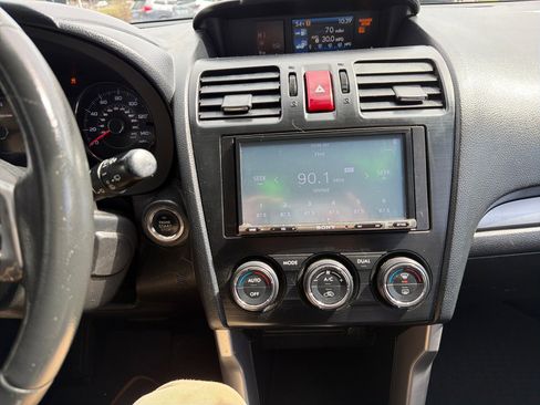 Used 2015 Subaru Forester 2.0XT Touring AWD/4WD image 18